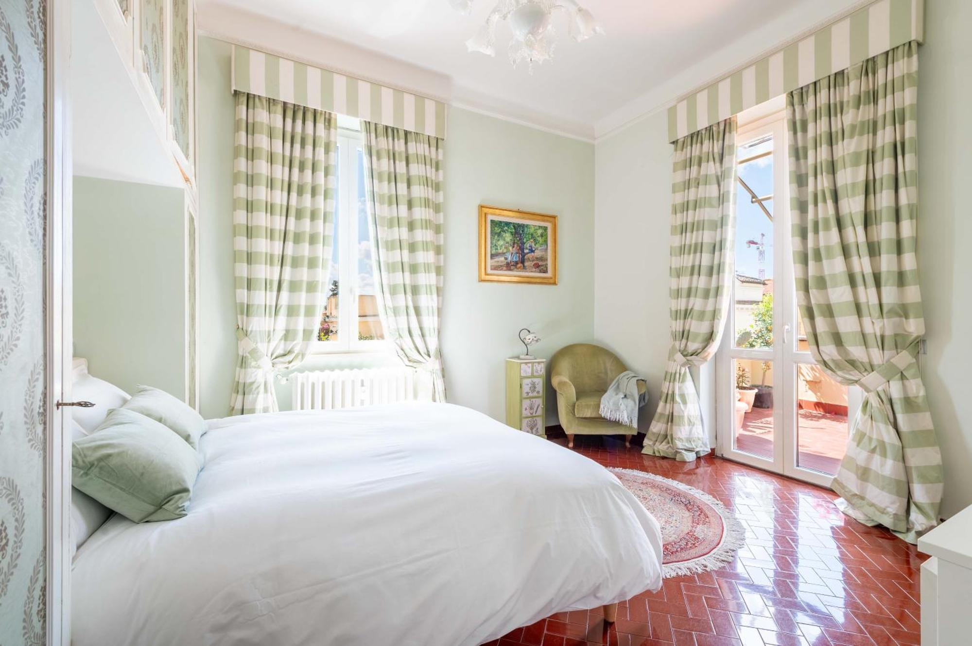Coppede' Penthouse Apartment